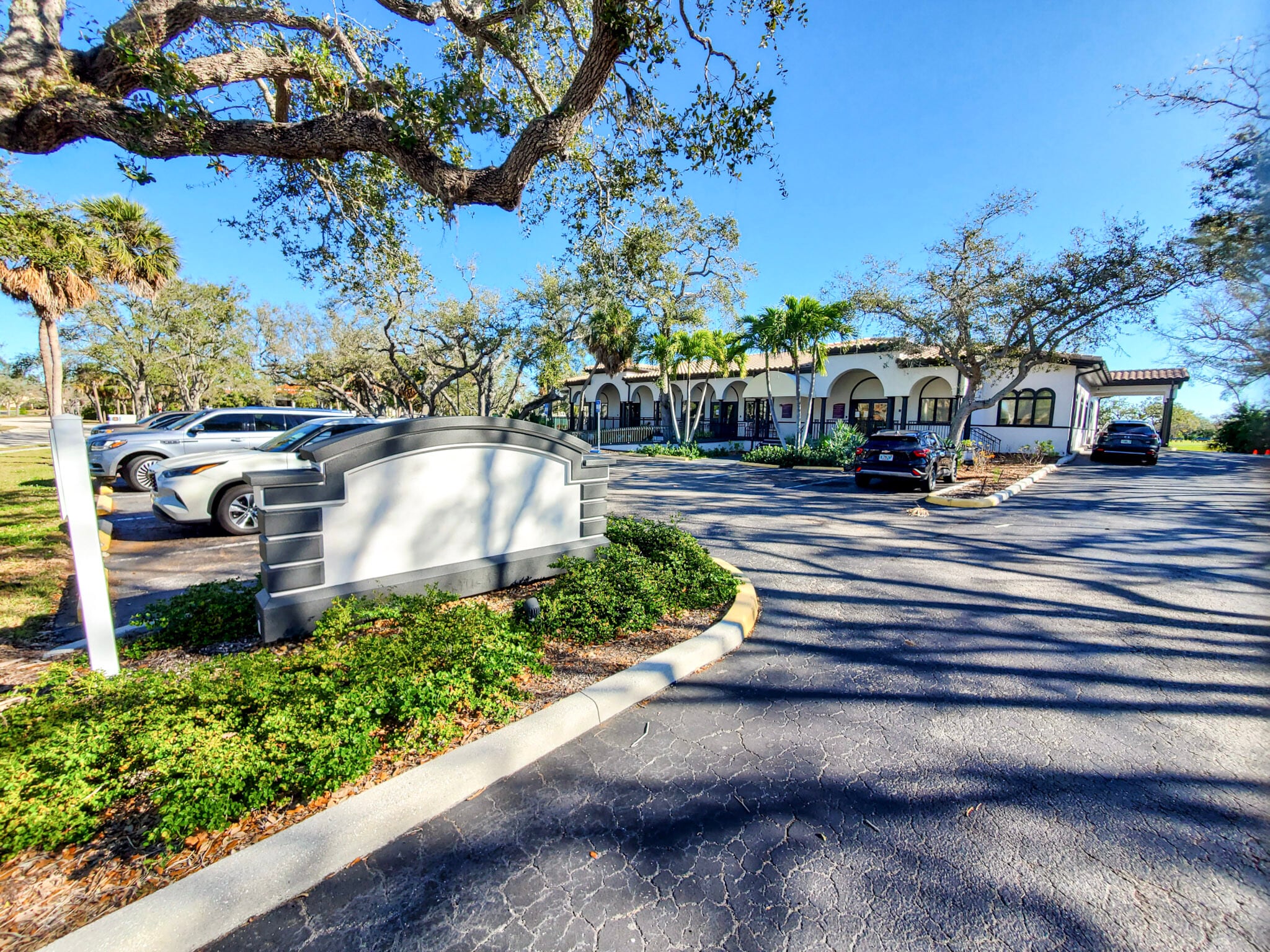 540-550 Bay Isles Rd, Longboat Key, FL for Rent