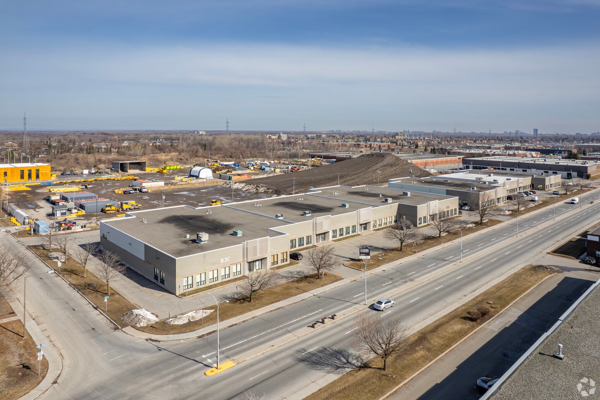 81 Boul Brunswick, Dollard-des-Ormeaux, QC for Rent