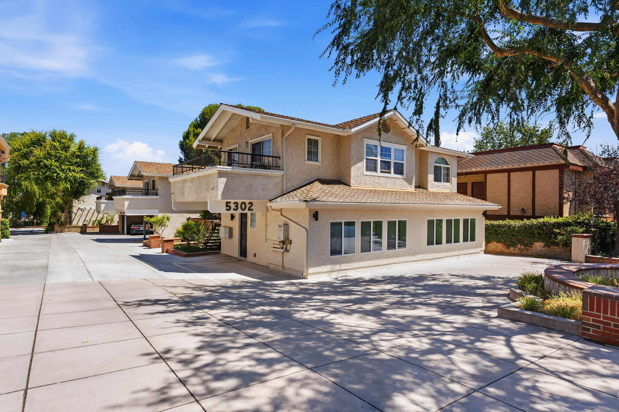 5302-5304 Colodny Dr, Agoura Hills, CA for Sale
