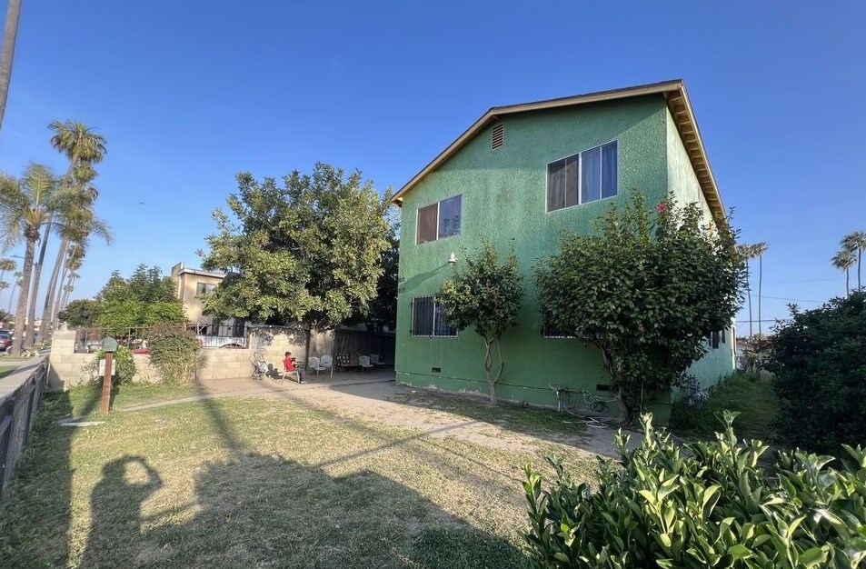 210 W 77th St, Los Angeles, CA for Sale