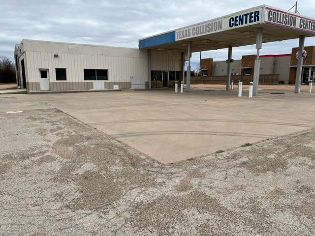 2001 S Bridge St, Brady, TX for Sale