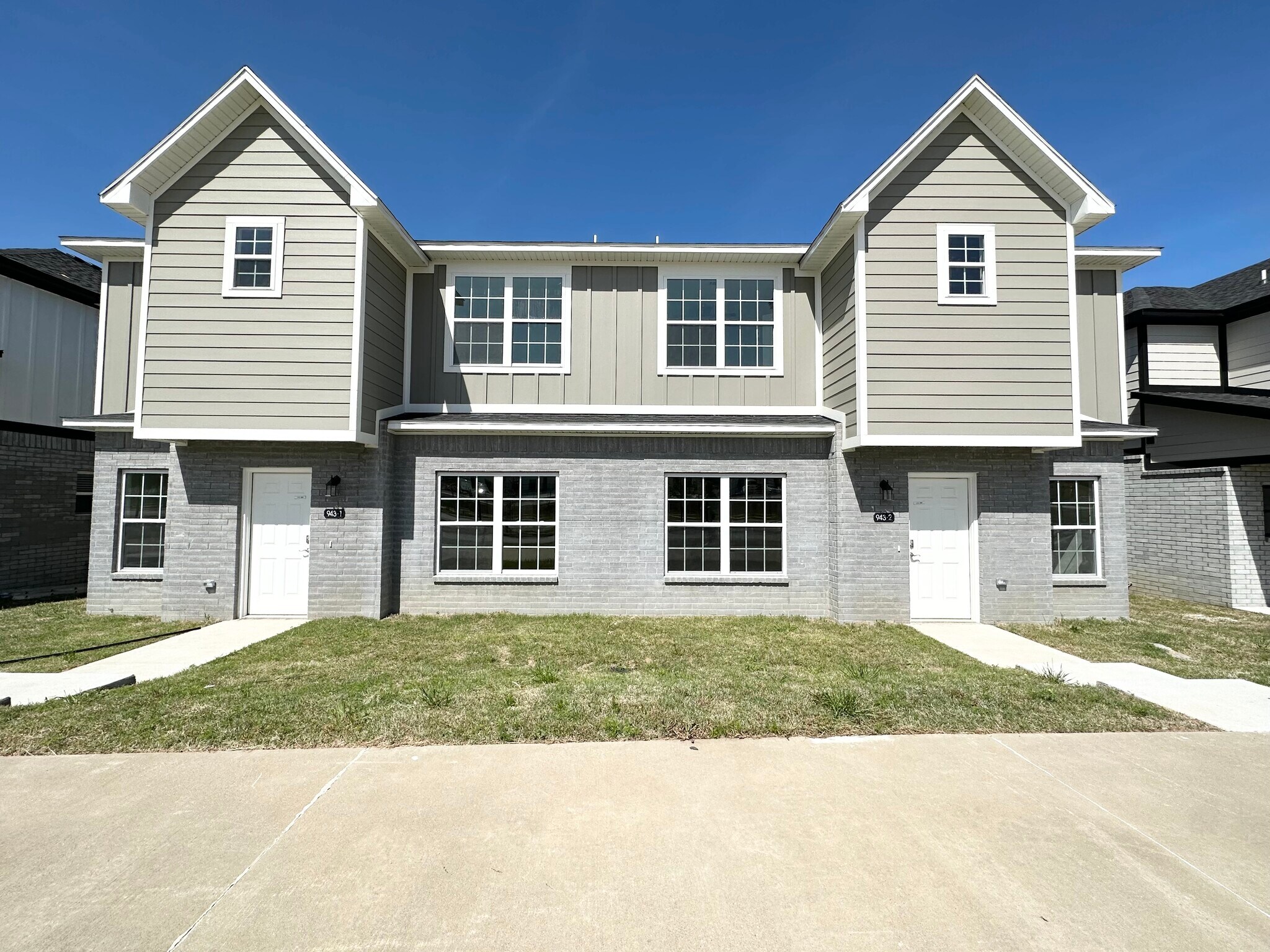 4223 W Santa Fe St, Fayetteville, AR for Sale
