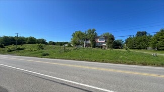 Zelienople, PA Veterinarian/Kennel - 2341 Evans City Rd