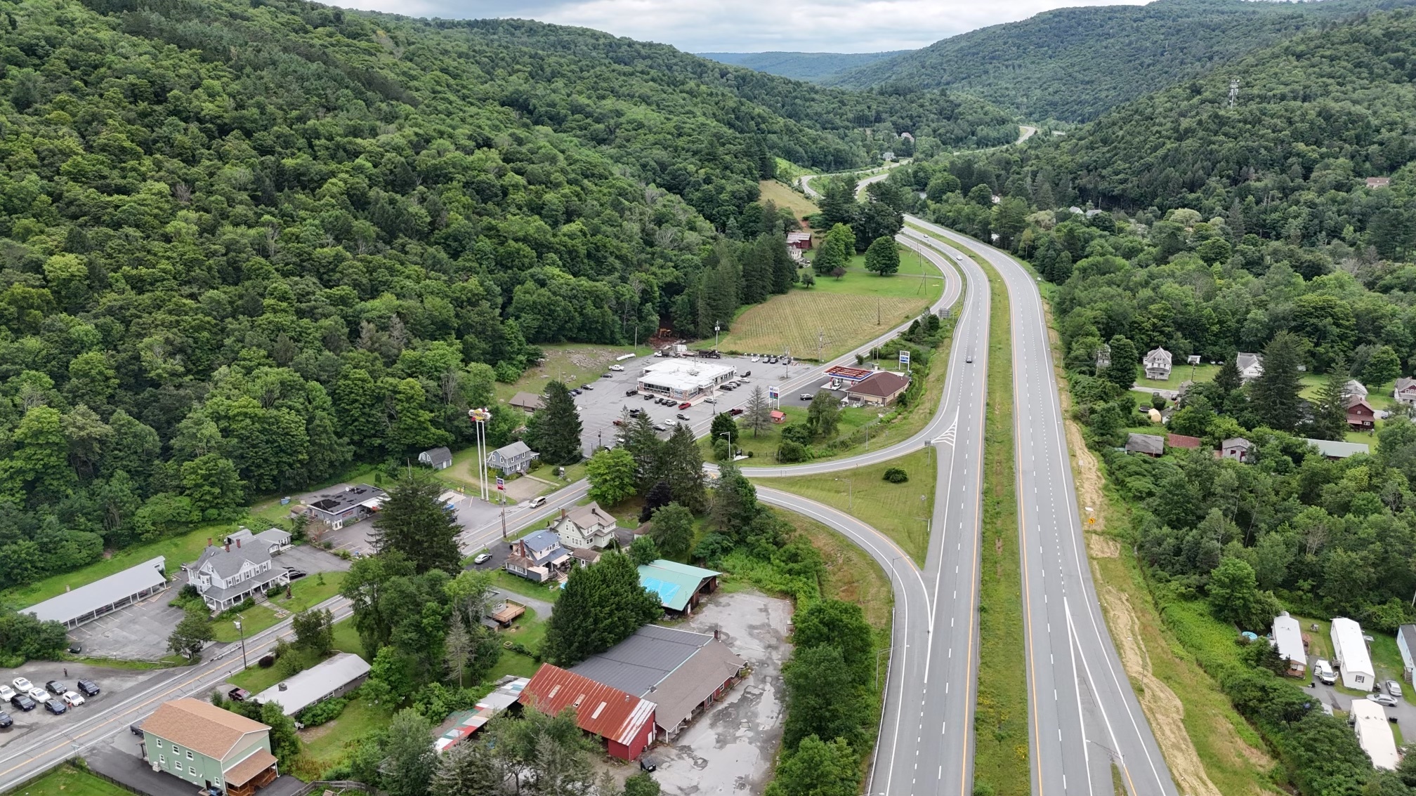 25 Railroad Ave, Roscoe, NY for Sale