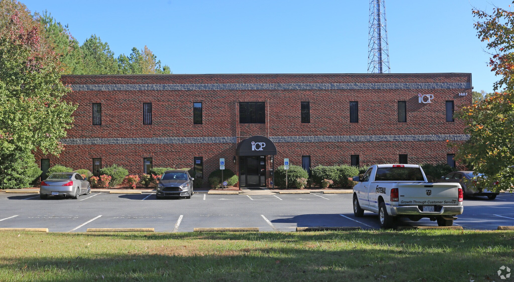 1427 Boulder Ct Greensboro, NC 27409 Industrial Property for Lease on