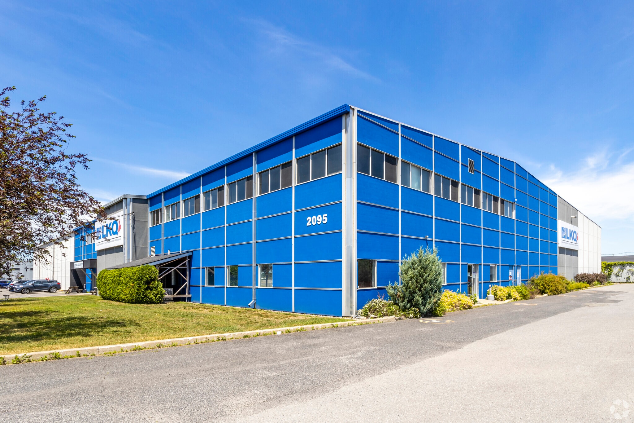 2095 Rue De L'industrie, Saint-mathieu-de-beloeil, QC for Rent