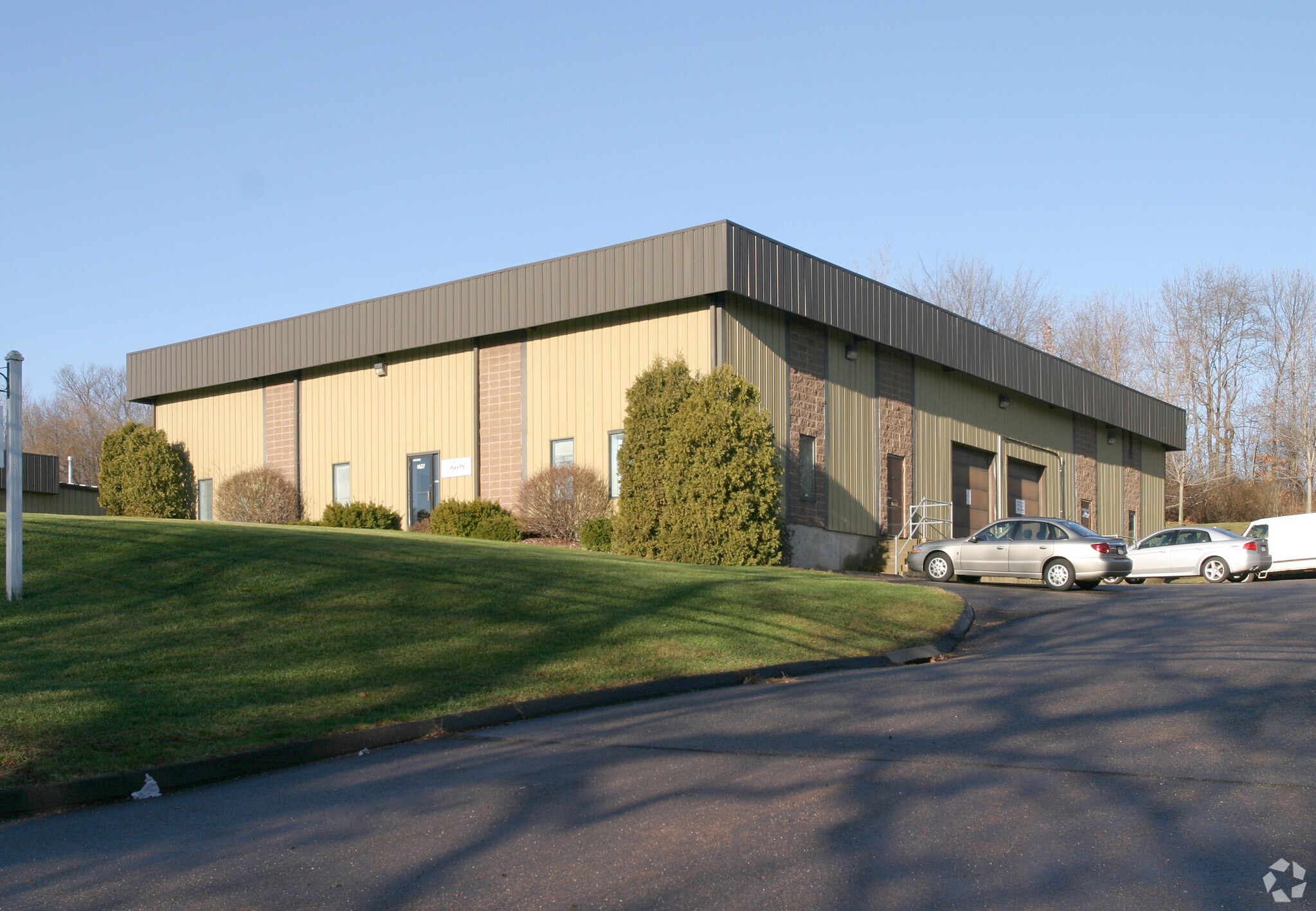 1627 Tolland Tpke Manchester, CT 06042 Industrial Property for Lease
