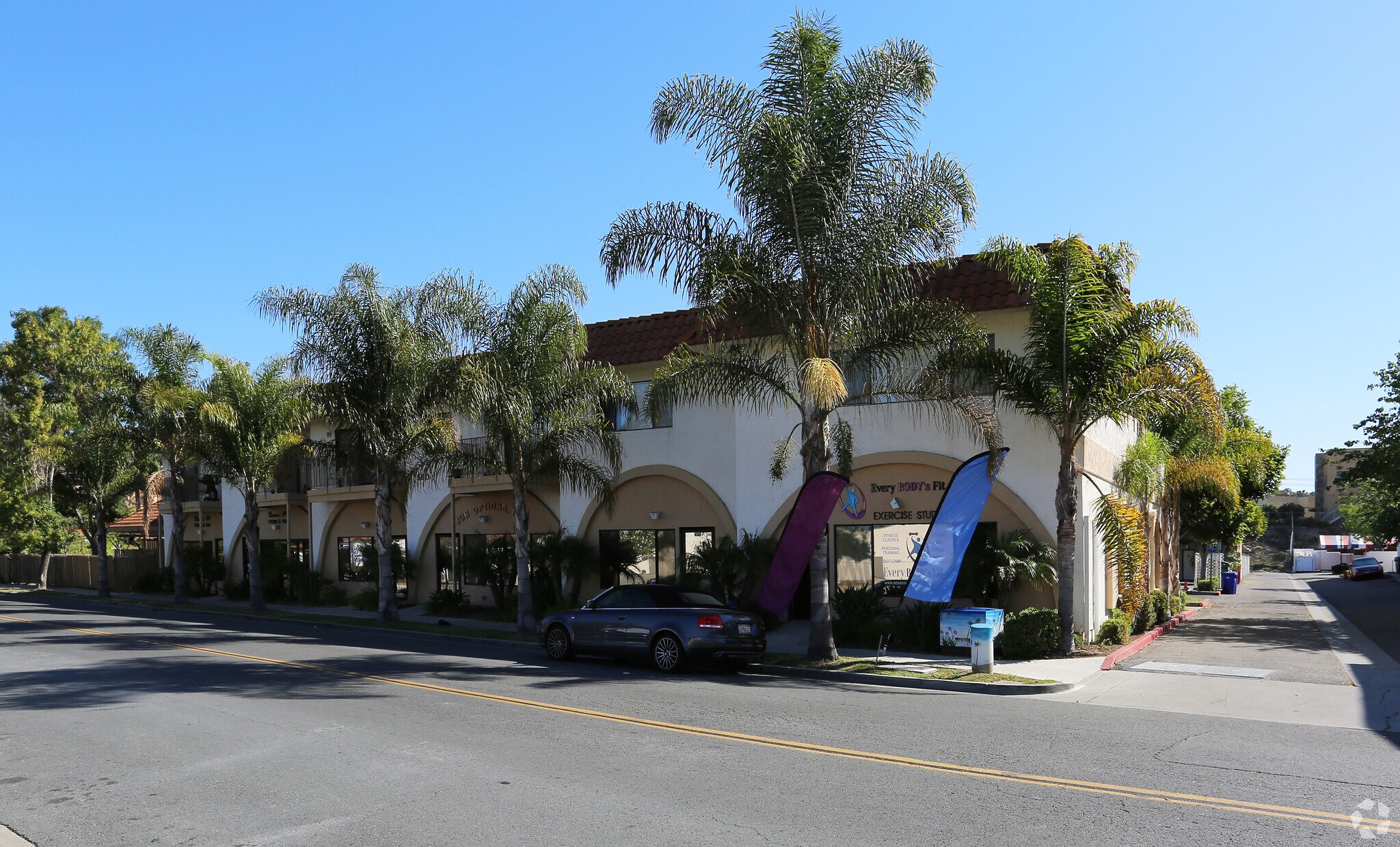 560 Greenbrier Dr, Oceanside, CA for Rent