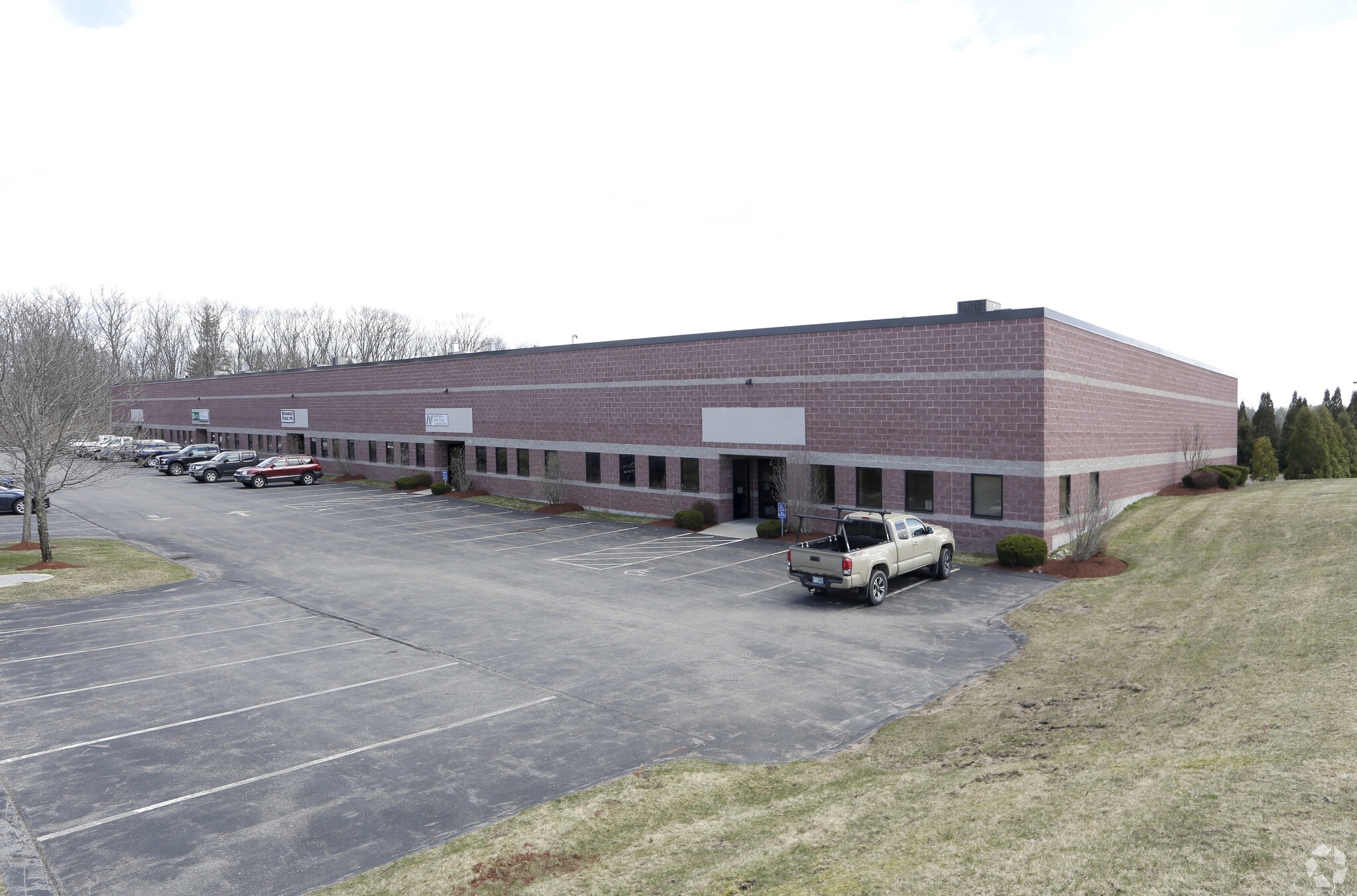 13 Delta Dr, Londonderry, NH for Sale