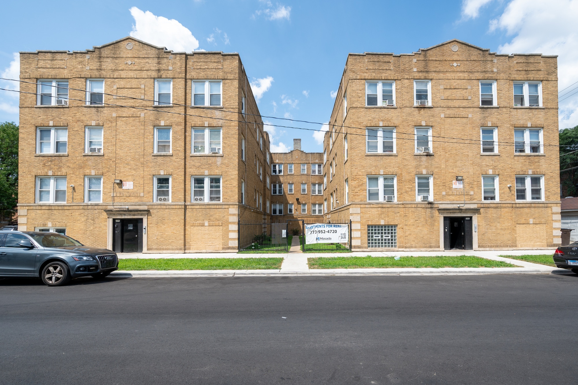 348 W 74th St, Chicago, IL for Sale