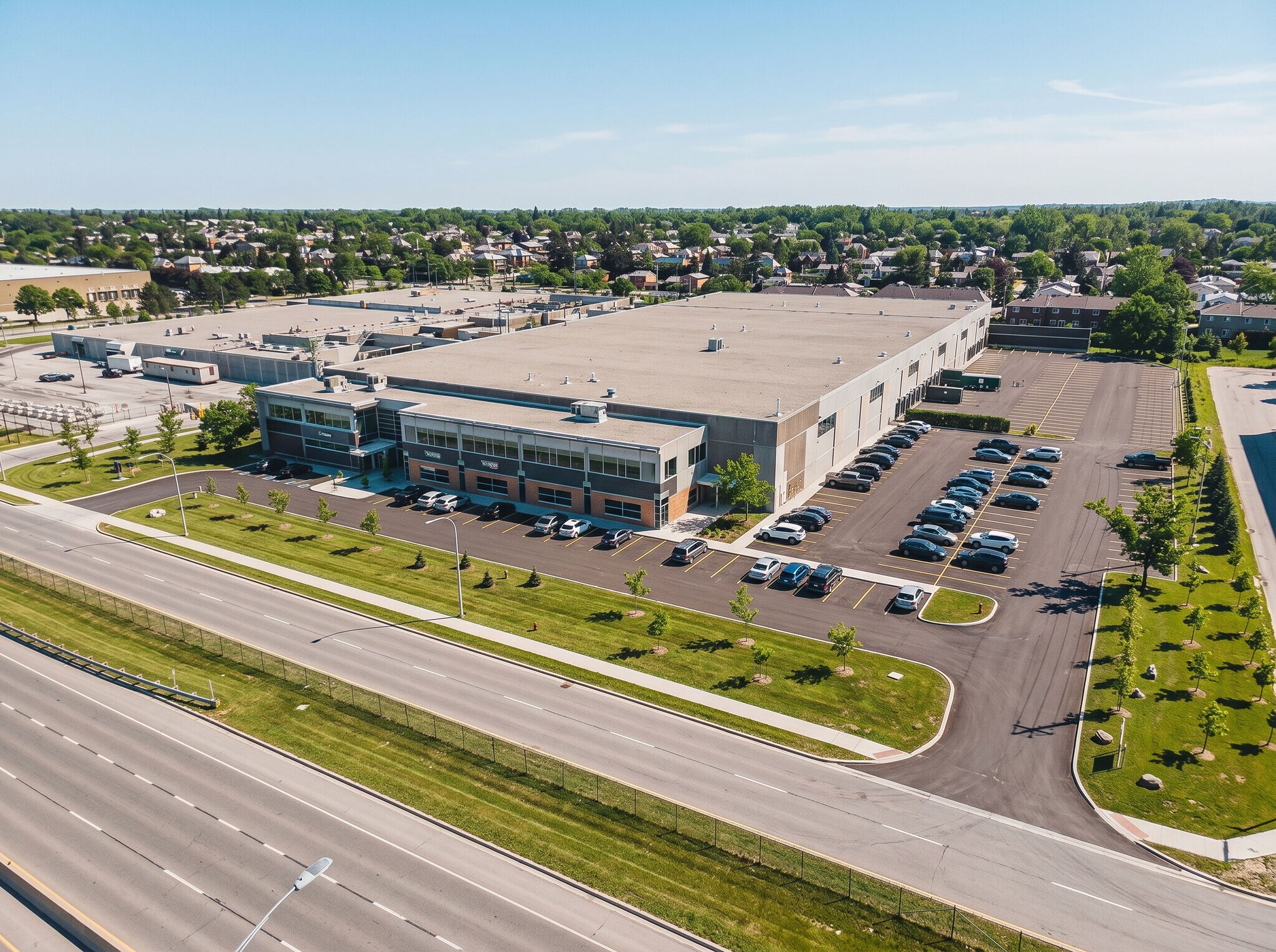 17550 Rte Transcanadienne, Montréal, QC for Rent