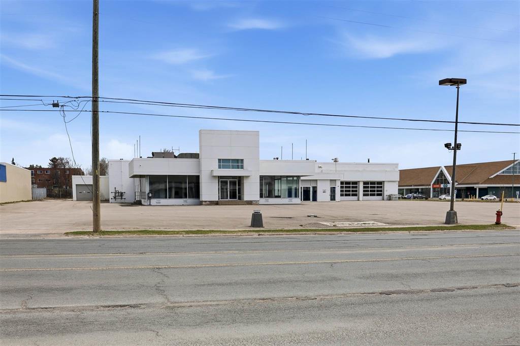 68 Great Northern Rd, Sault Ste. Marie, ON for Rent