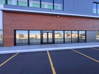 Warren, MI Retail - 27900 Hoover Rd