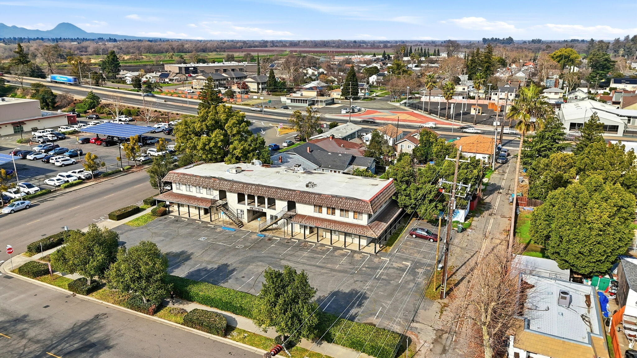 825 9th St, Marysville, CA for Sale