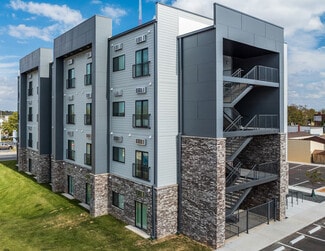 Springfield, MO Apartments - 1310 E Saint Louis St