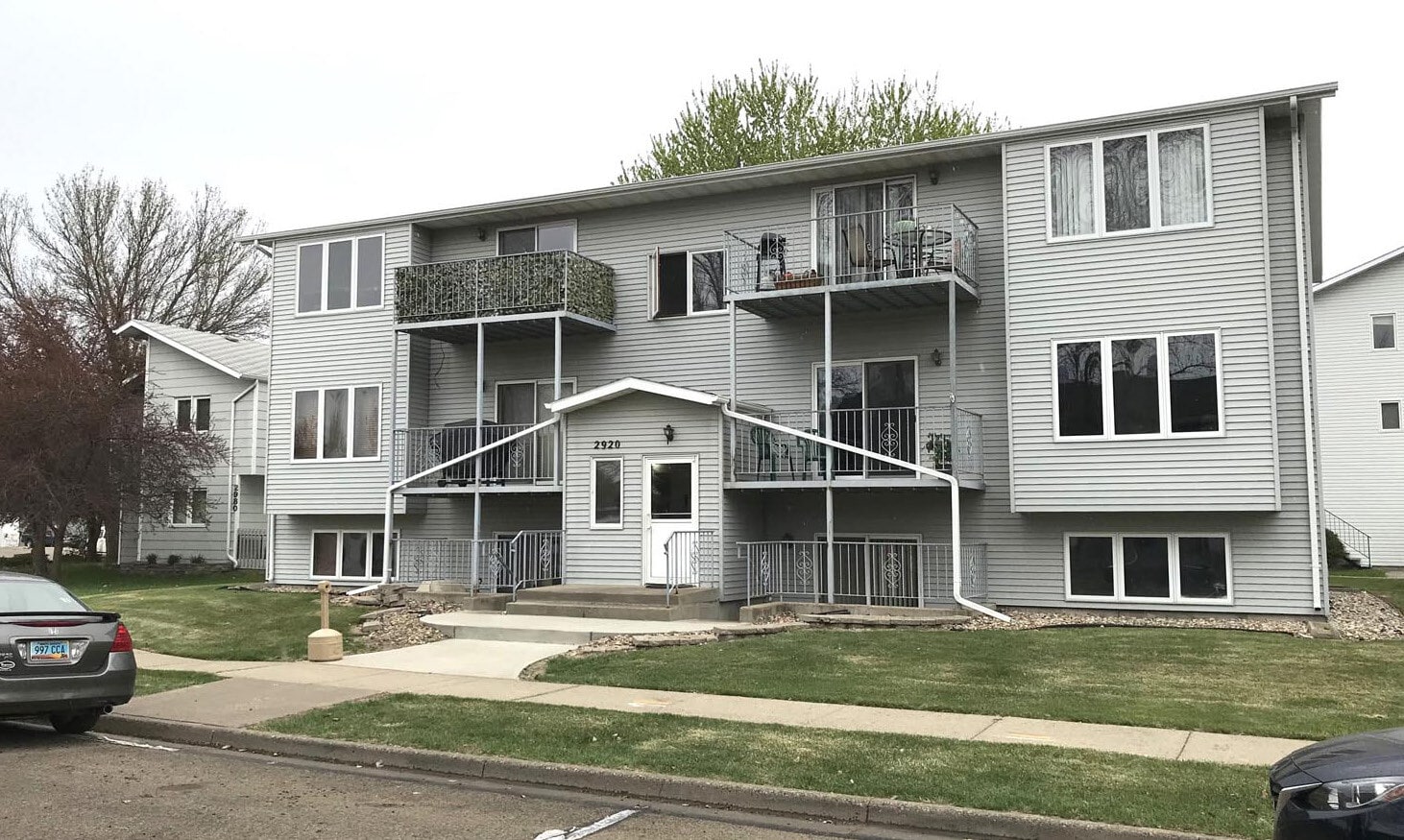 2920 Warwick Loop, Bismarck, ND for Sale