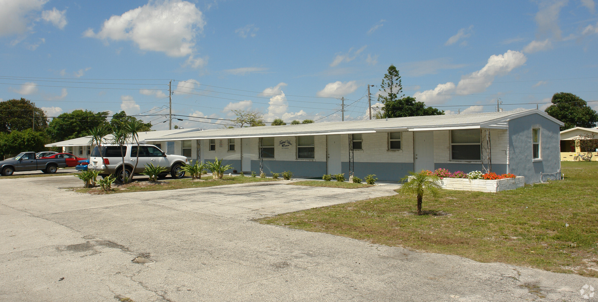 977 Miner Rd, Lantana, FL for Sale