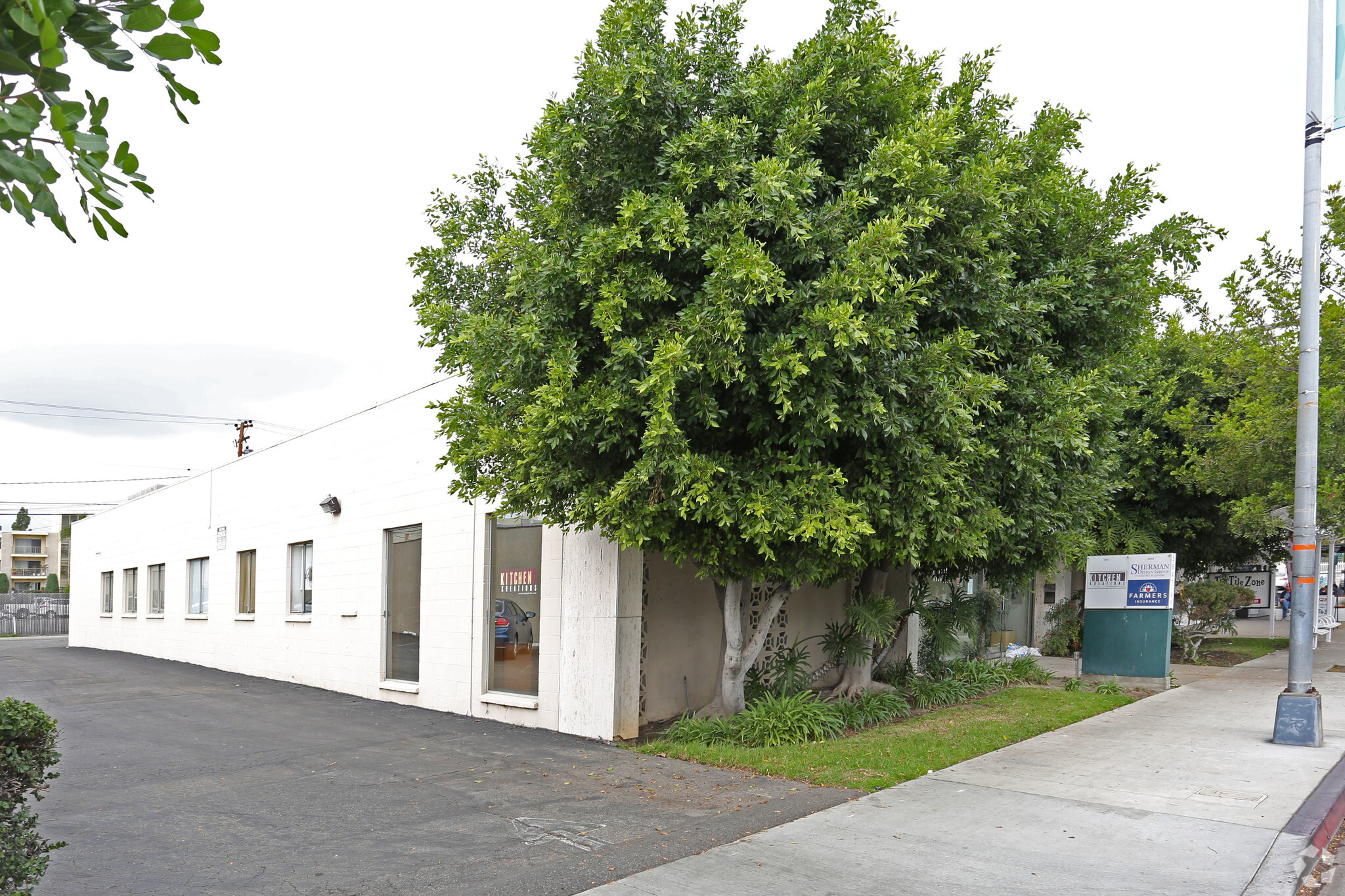 3647-3649 Atlantic Ave, Long Beach, CA for Rent