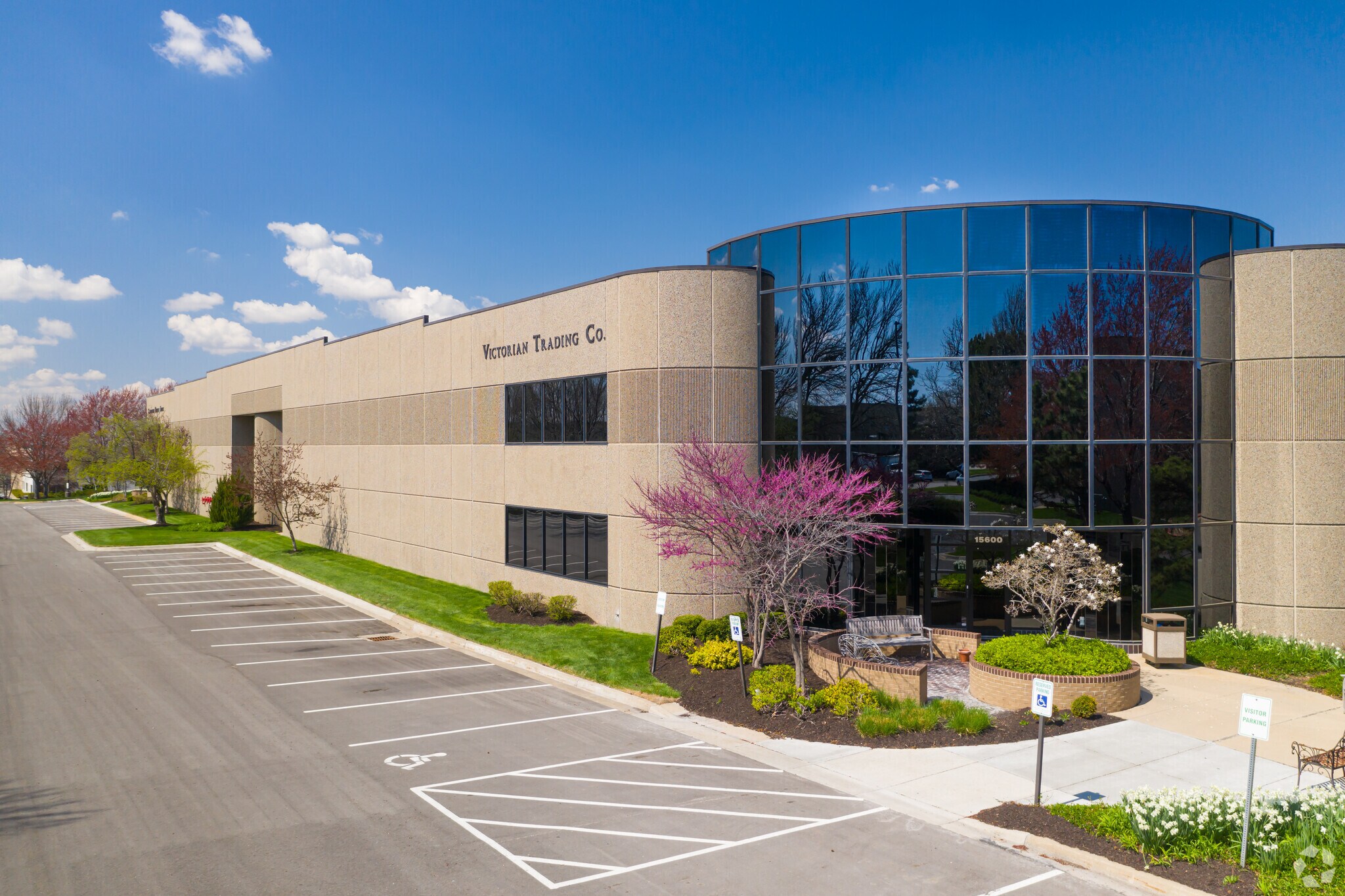 15600-15618 W 99th St, Lenexa, KS for Rent