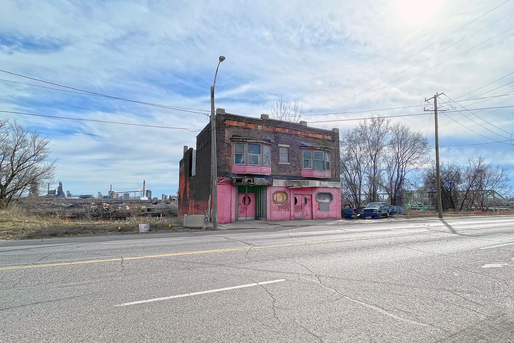 8415 W Jefferson Ave, Detroit, MI for Rent