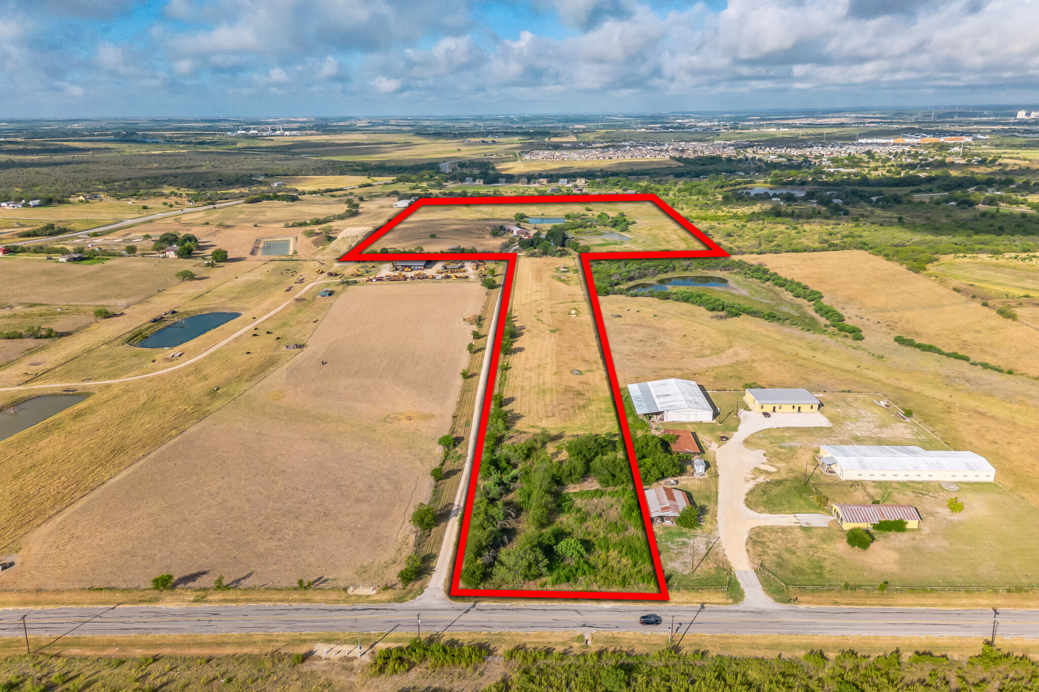 2002 Center Point Rd, San Marcos, TX for Sale