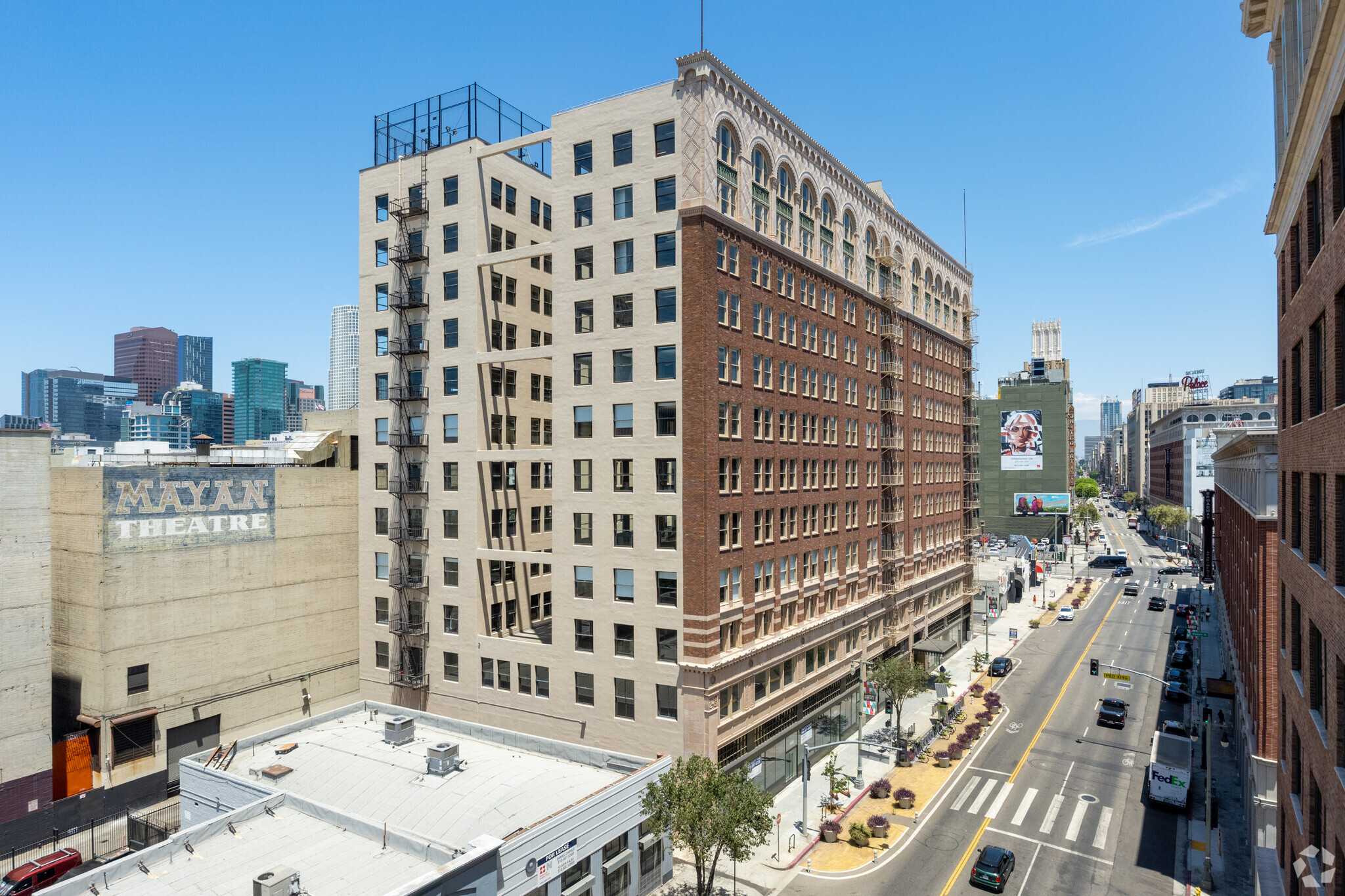 1031 S Broadway, Los Angeles, CA for Rent