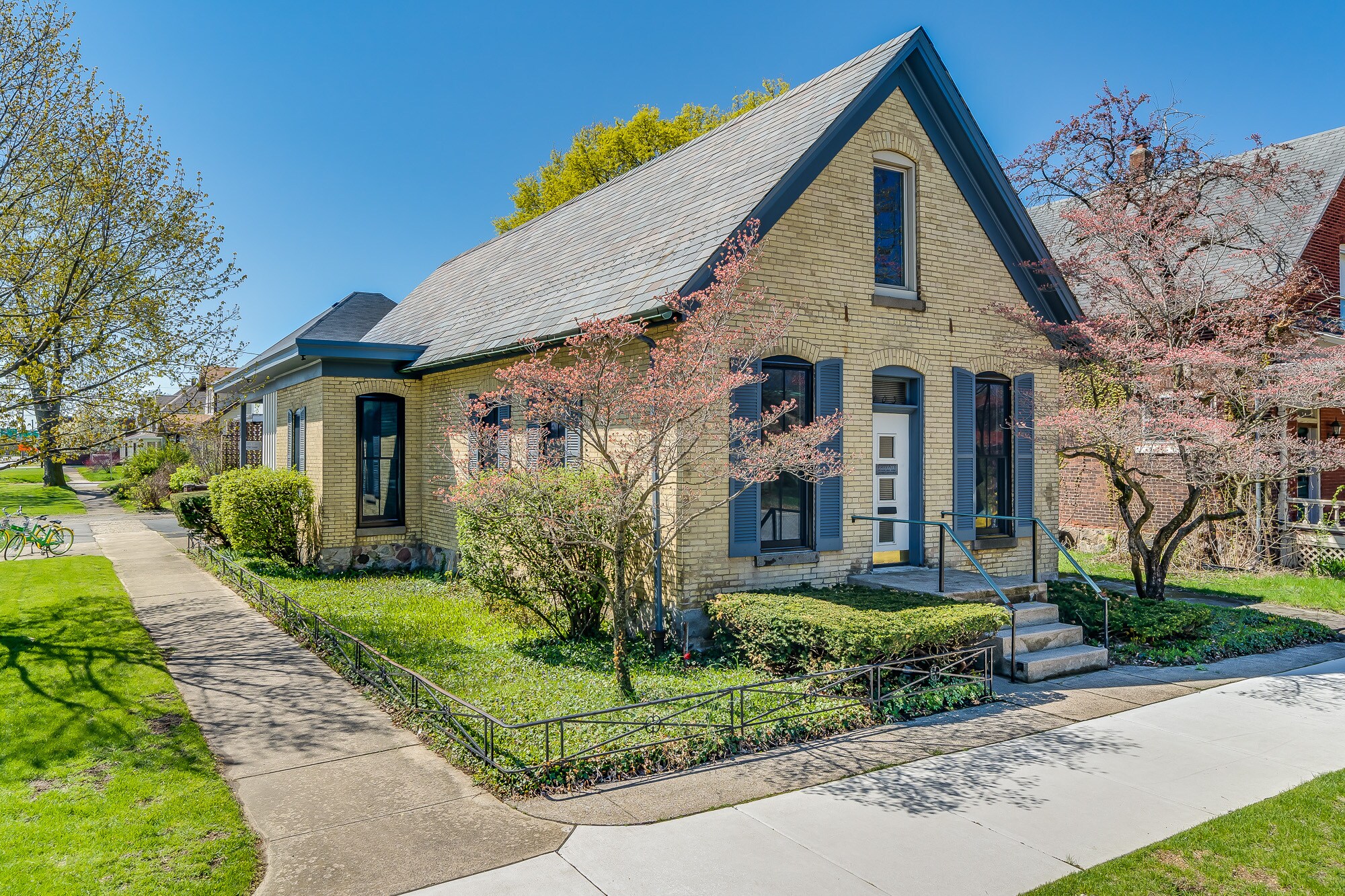 1032 E Wayne St, South Bend, IN for Rent