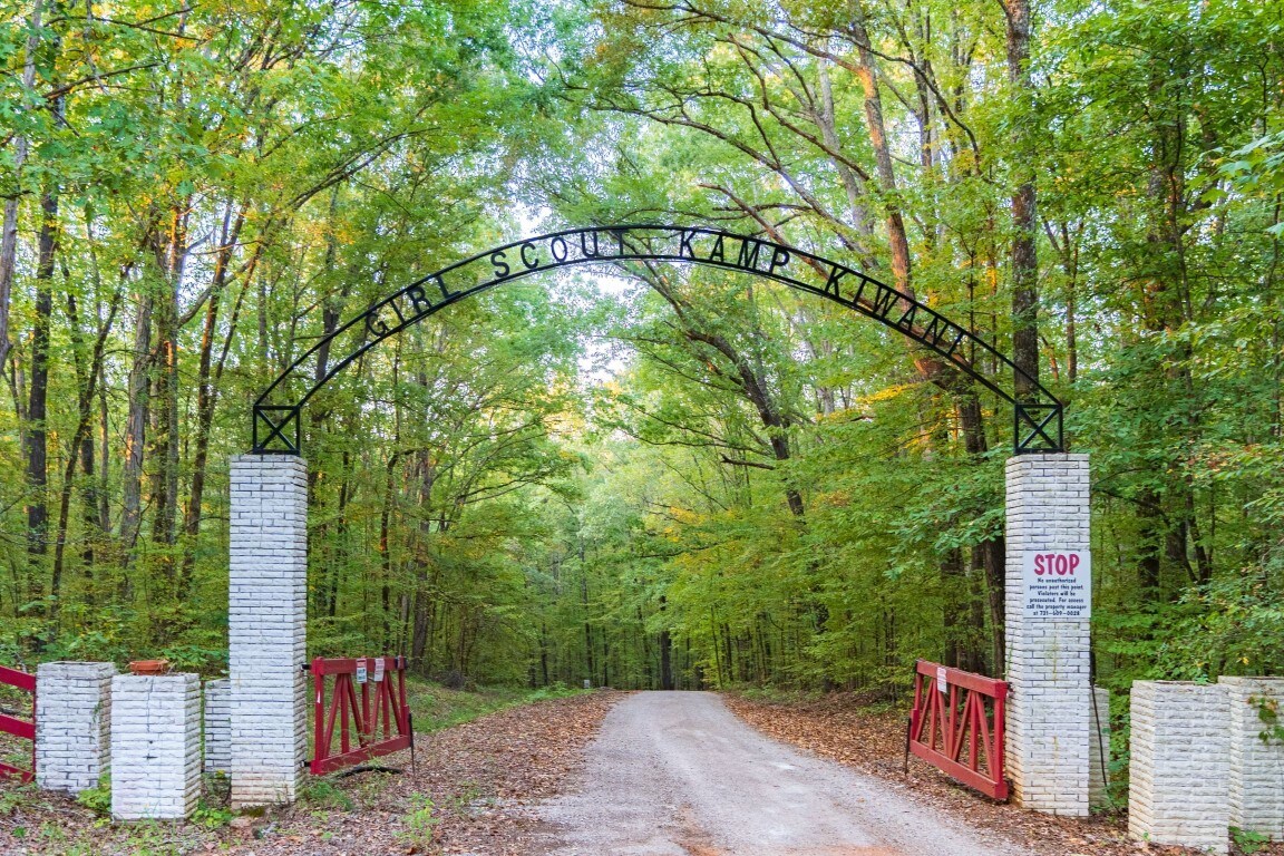 1880 Sandy Springs Ln, Middleton, TN for Sale