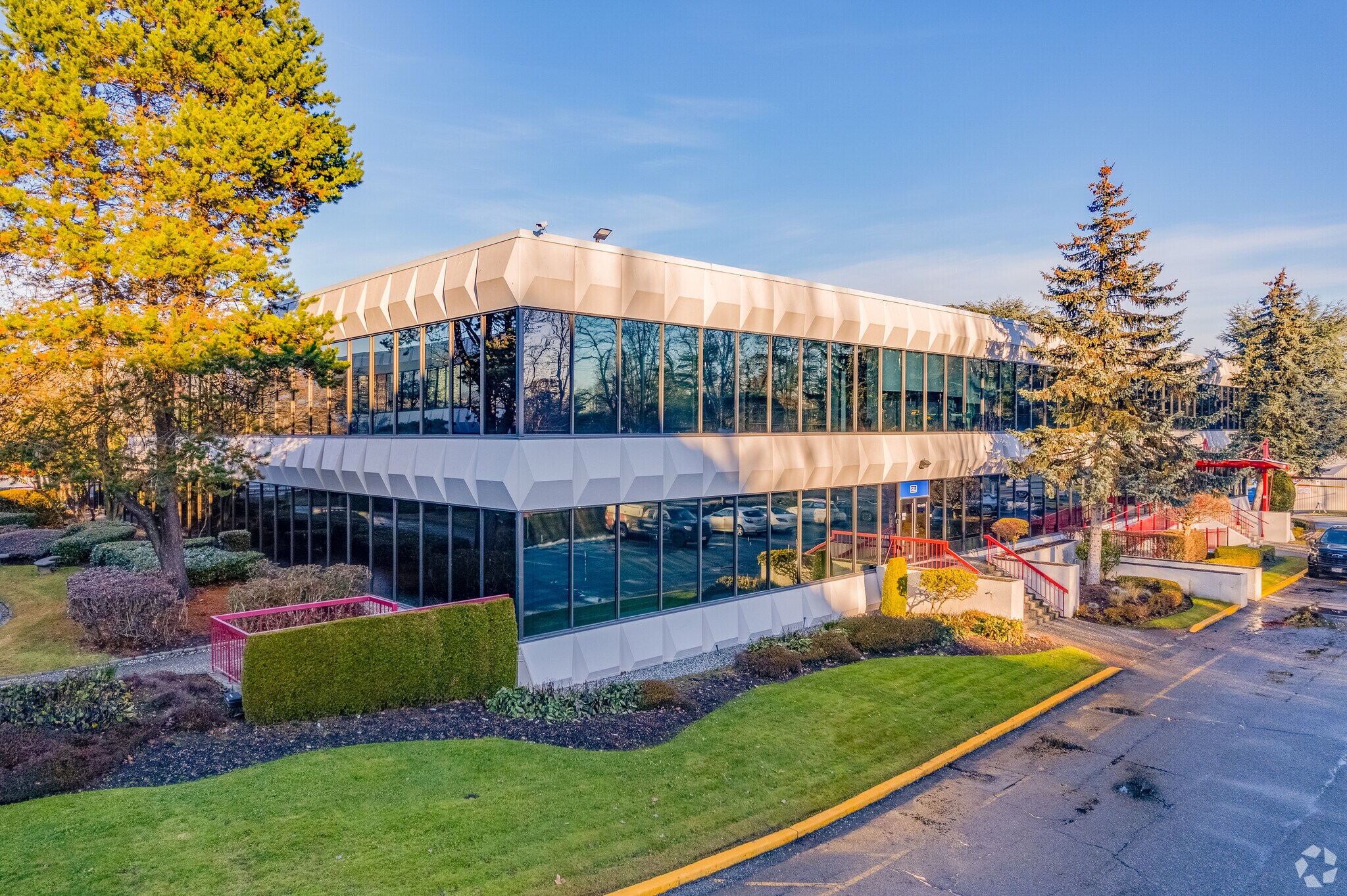 4299 Canada Way, Burnaby, BC for Rent