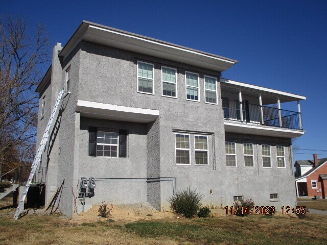 140 Lee Hwy, Verona, VA for Sale