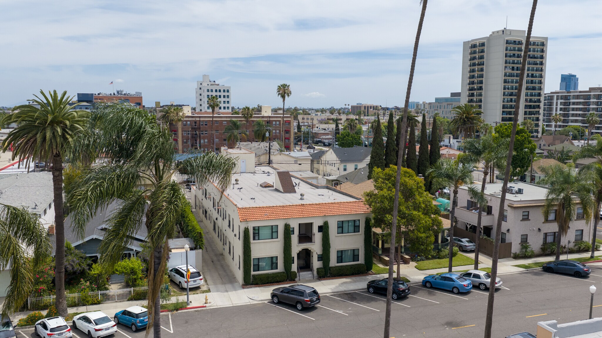 820 Cedar Ave, Long Beach, CA for Sale