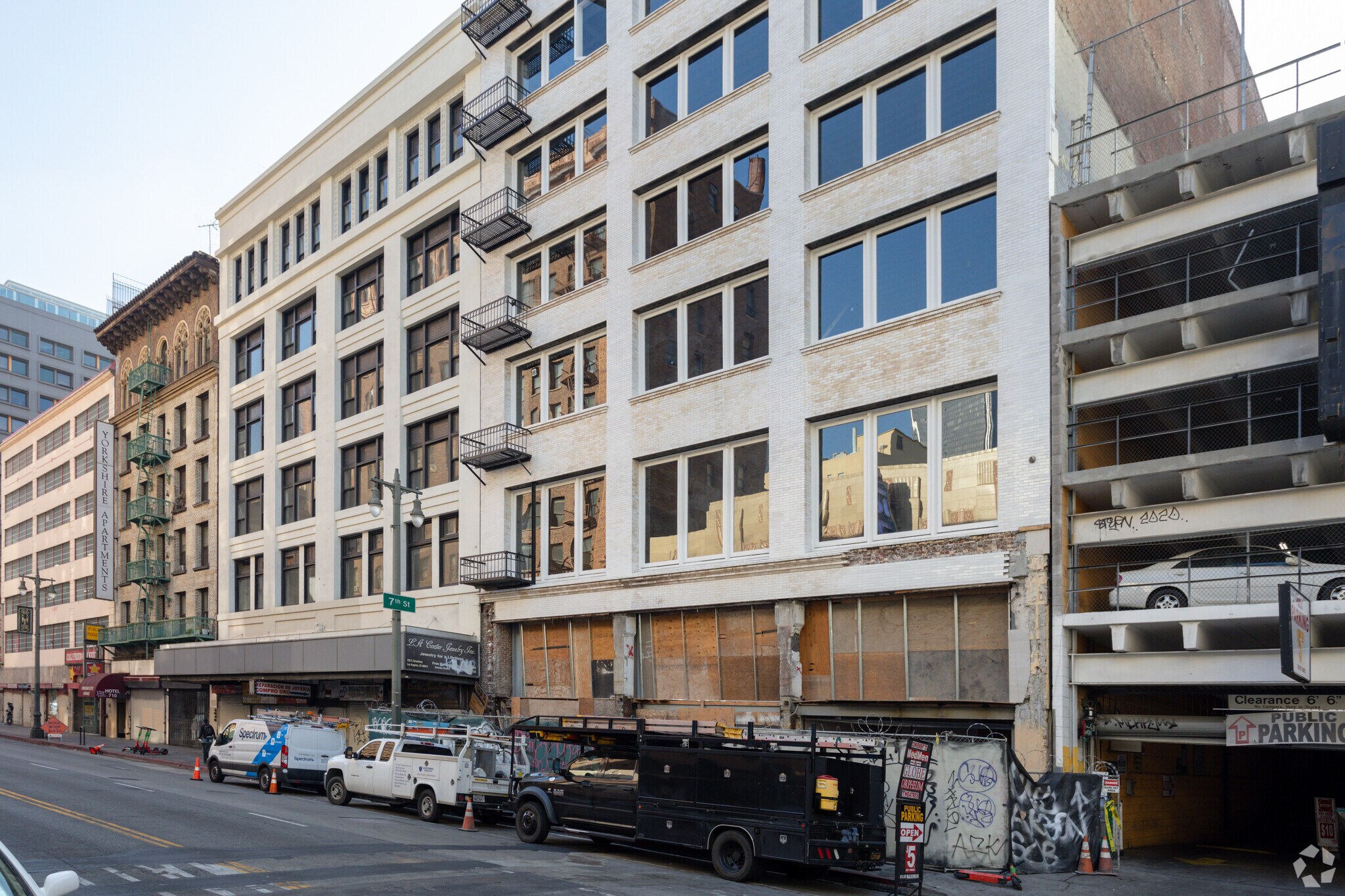 722-728 S Broadway, Los Angeles, CA for Rent