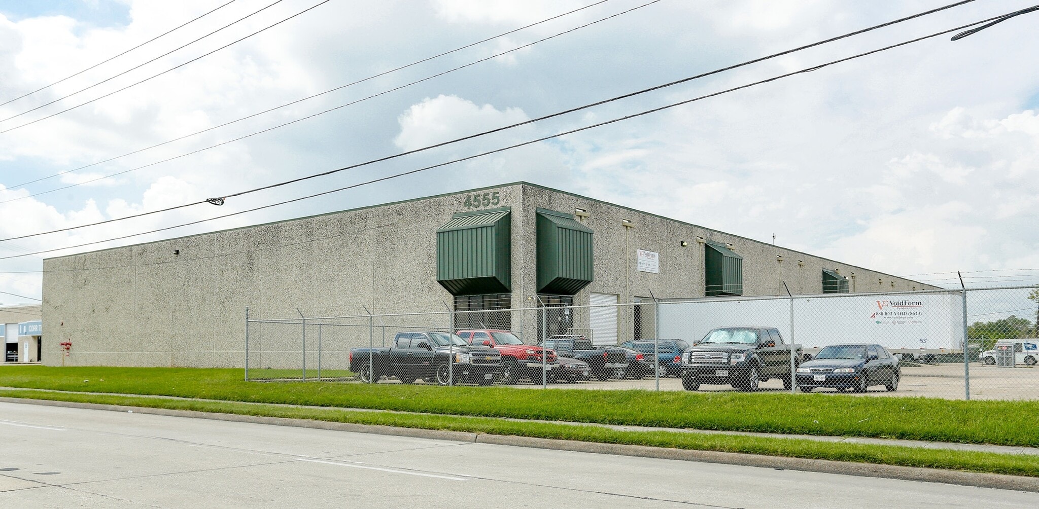 4555 Homestead Rd, Houston, TX for Rent
