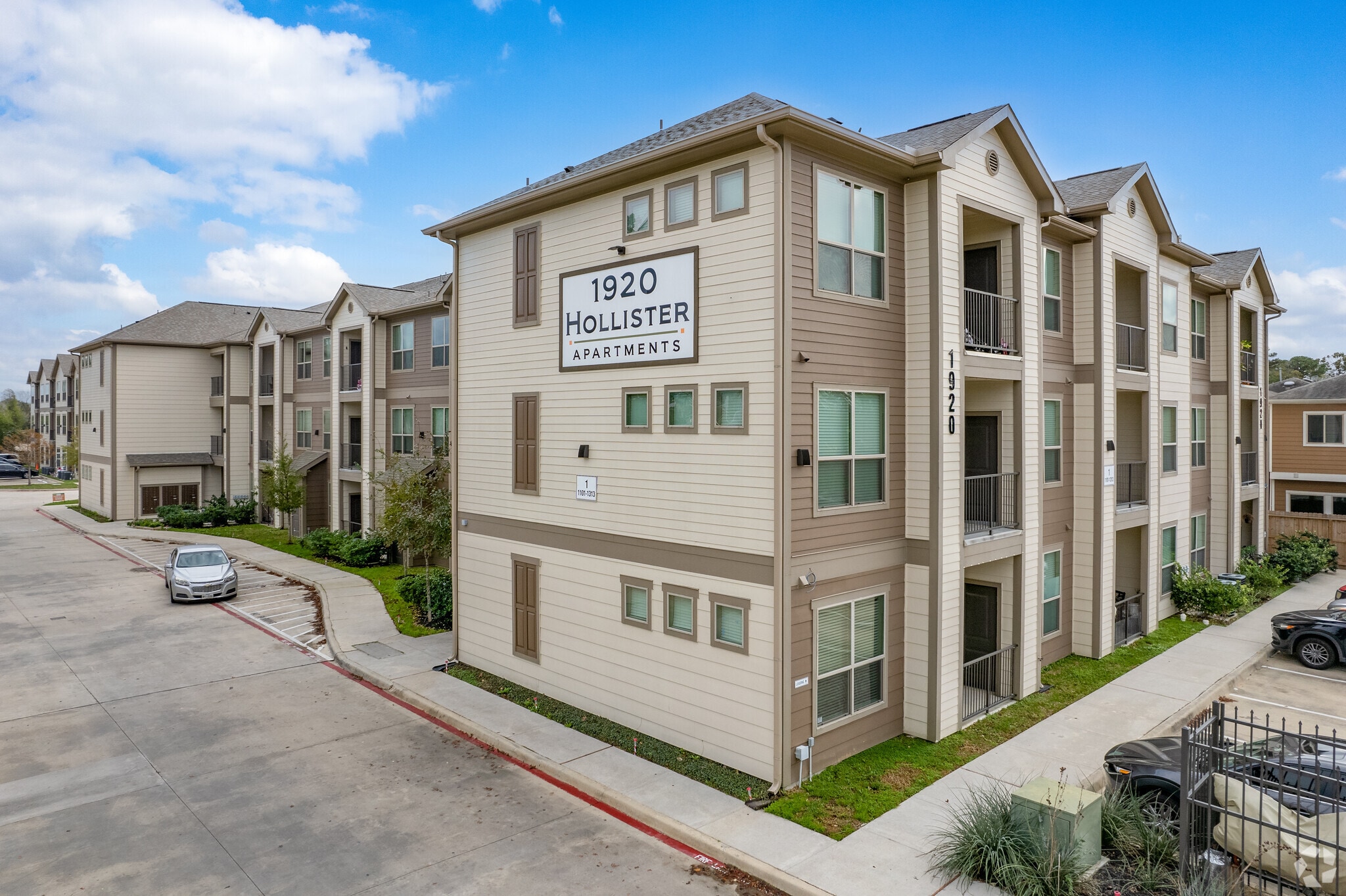 1920 Hollister St, Houston, TX for Sale