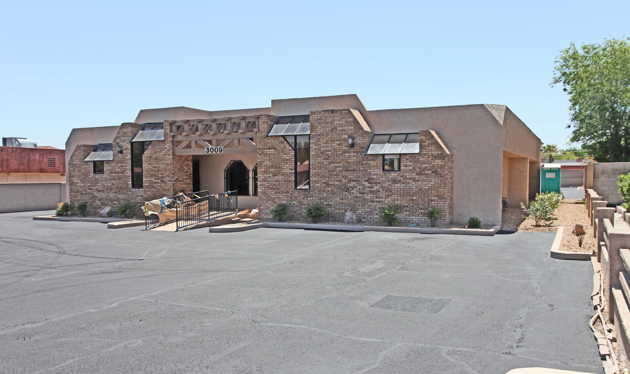 3009 W Charleston Blvd, Las Vegas, NV for Rent