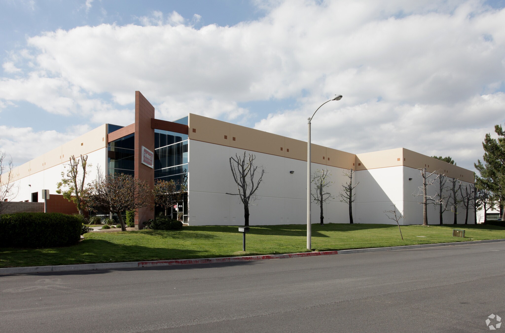 11210 Inland Ave Mira Loma, CA 91752 Industrial Property for Lease on