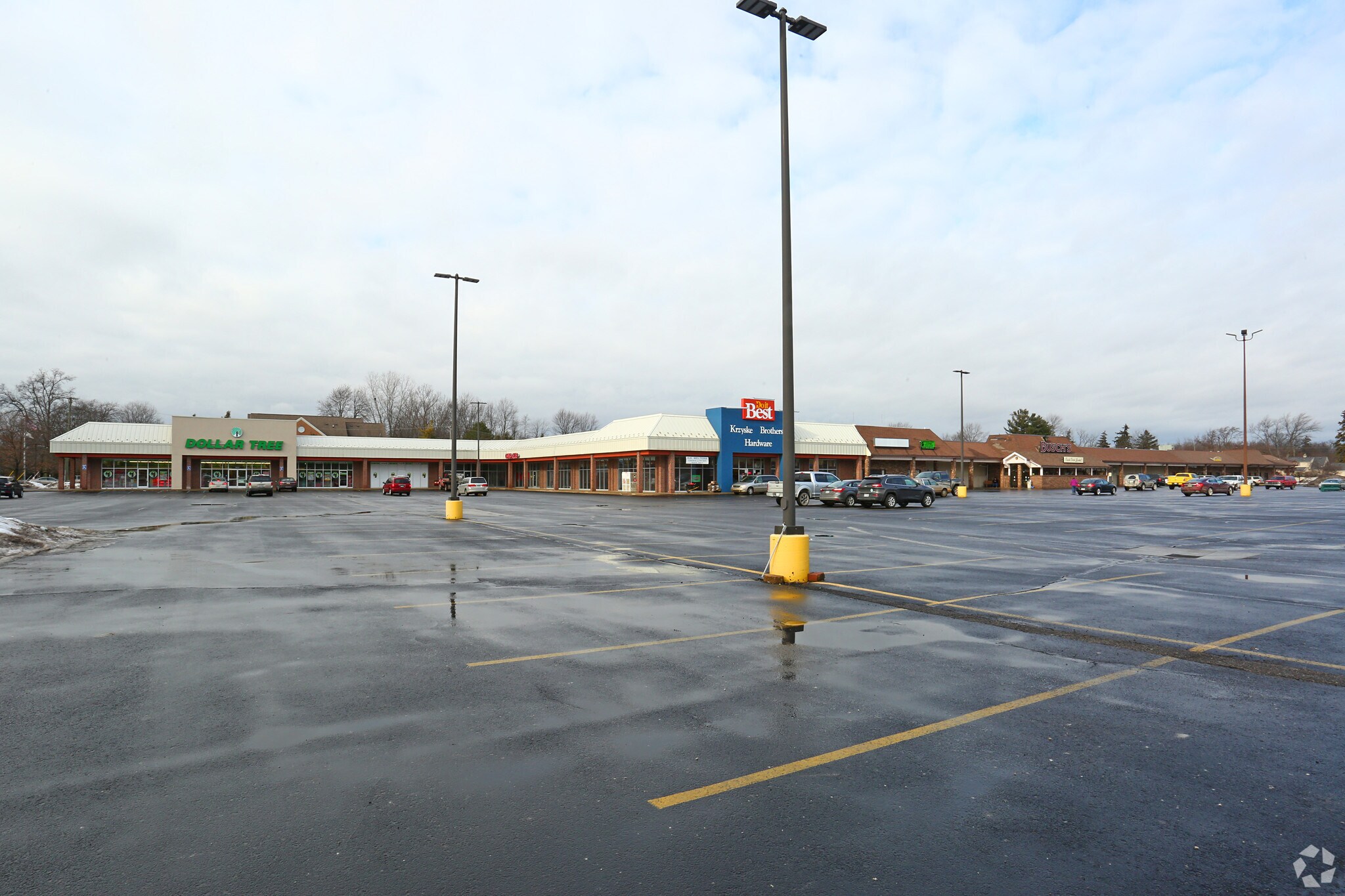 12501-12601 Grafton Rd, Carleton, MI for Rent