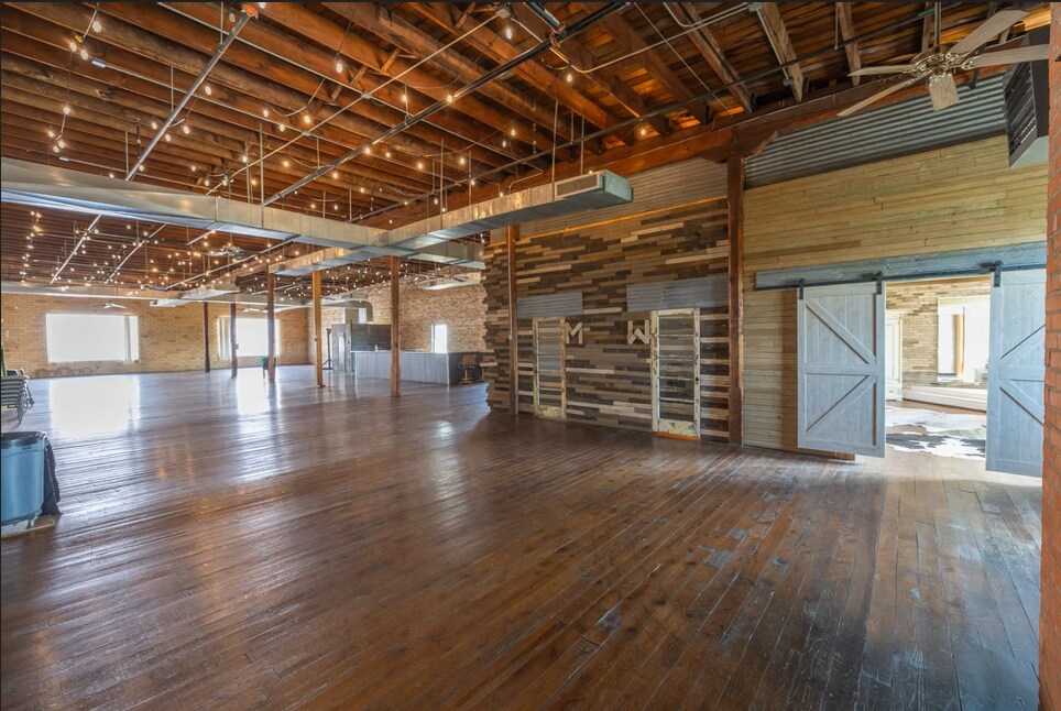 324 E Broad St, Texarkana, AR for Sale