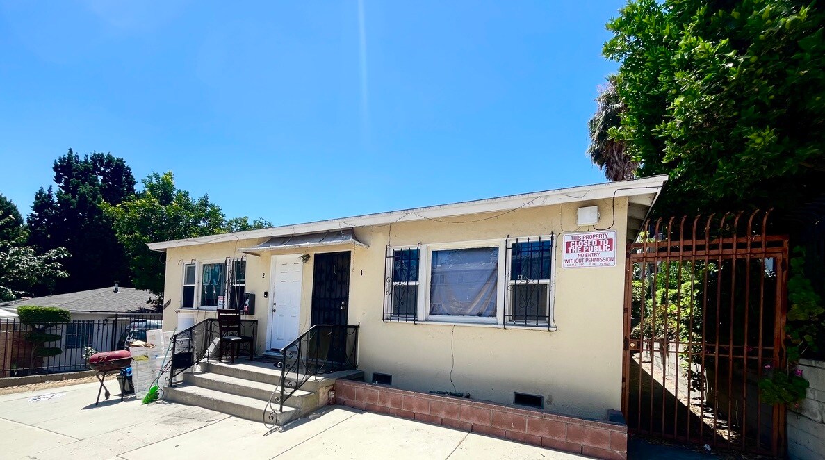 1660 W 2nd St, Los Angeles, CA for Sale
