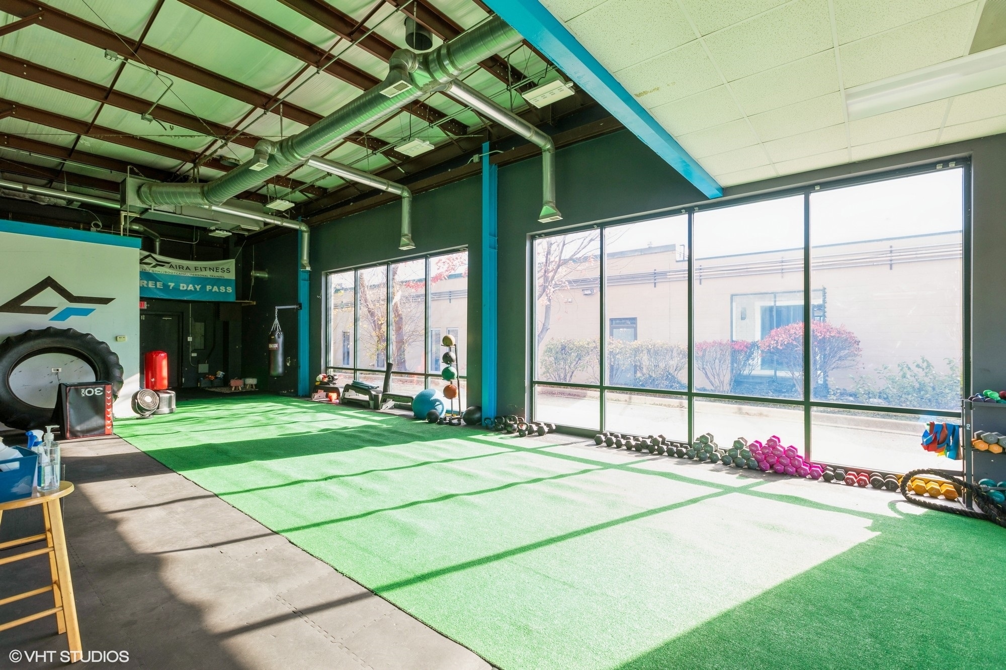 366-380 Bank Dr, Mchenry, IL for Rent