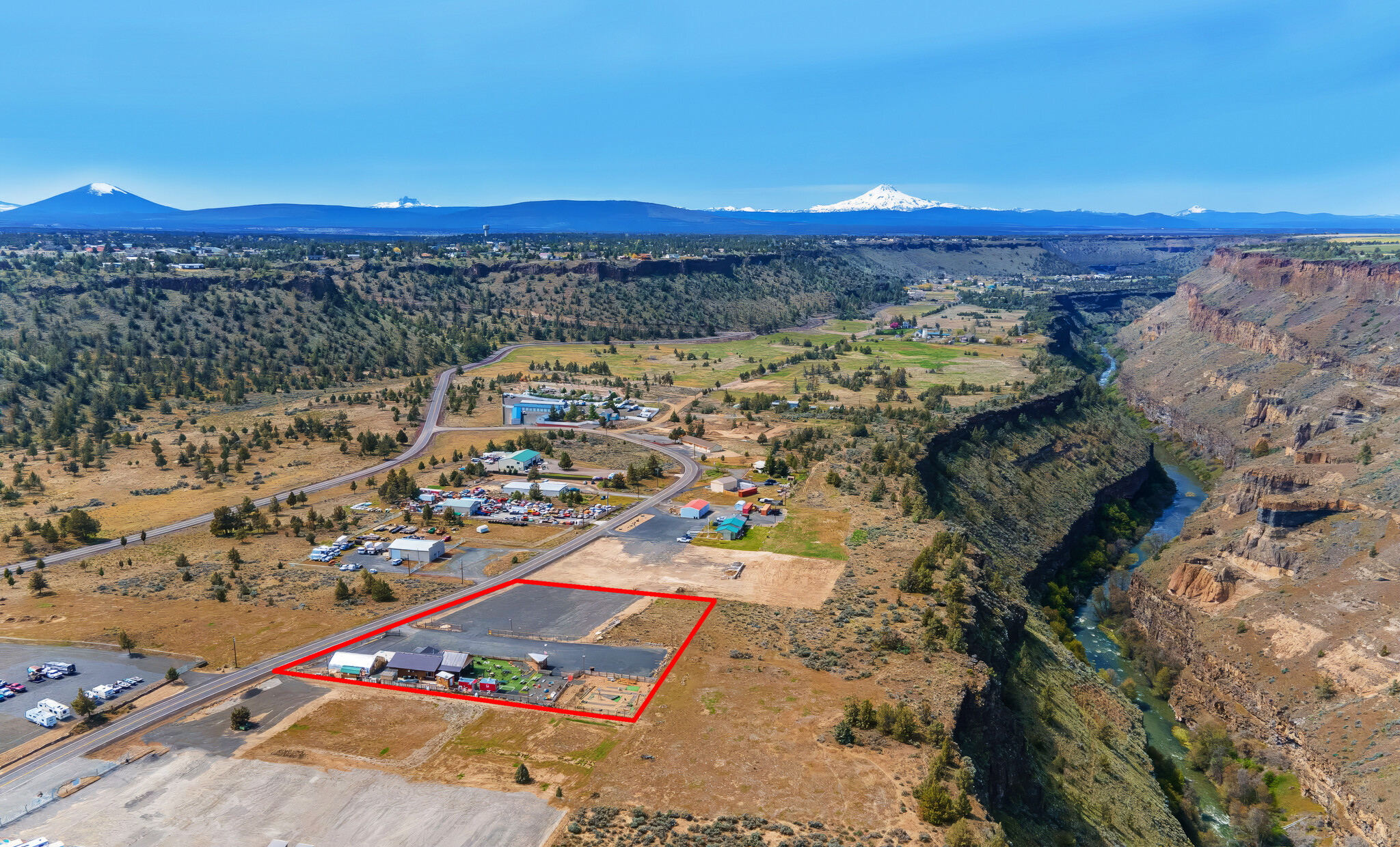 13959 SW Commercial Loop Rd, Crooked River Ranch, OR for Sale