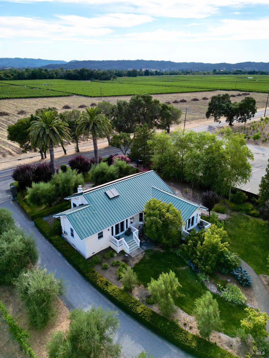 5511 Highway 128, Geyserville, CA for Sale