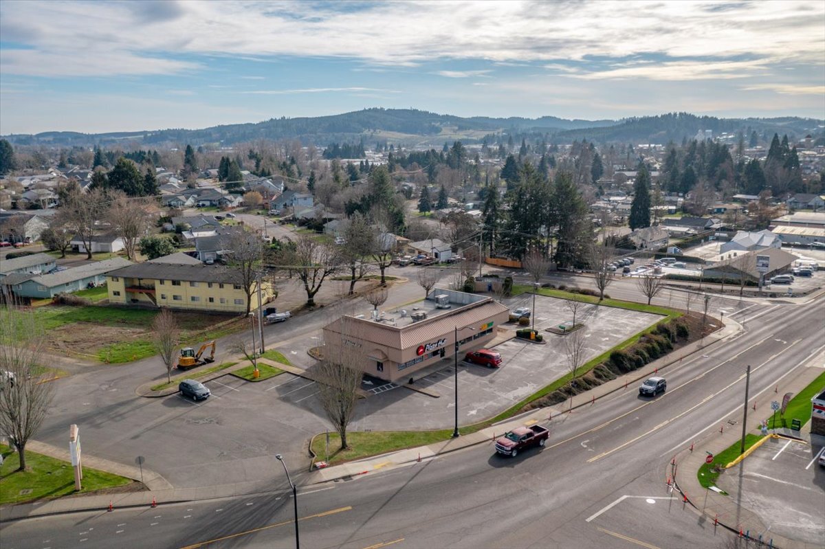 242-244 Main St, Dallas, OR for Rent