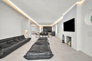 Miami, FL Specialty - 120 NE 25th St