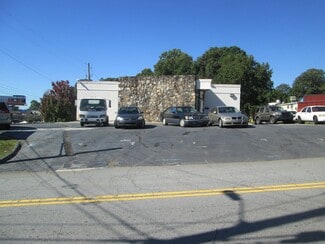 DORAVILLE | 0.79 AC ± | TWO BUILDINGS