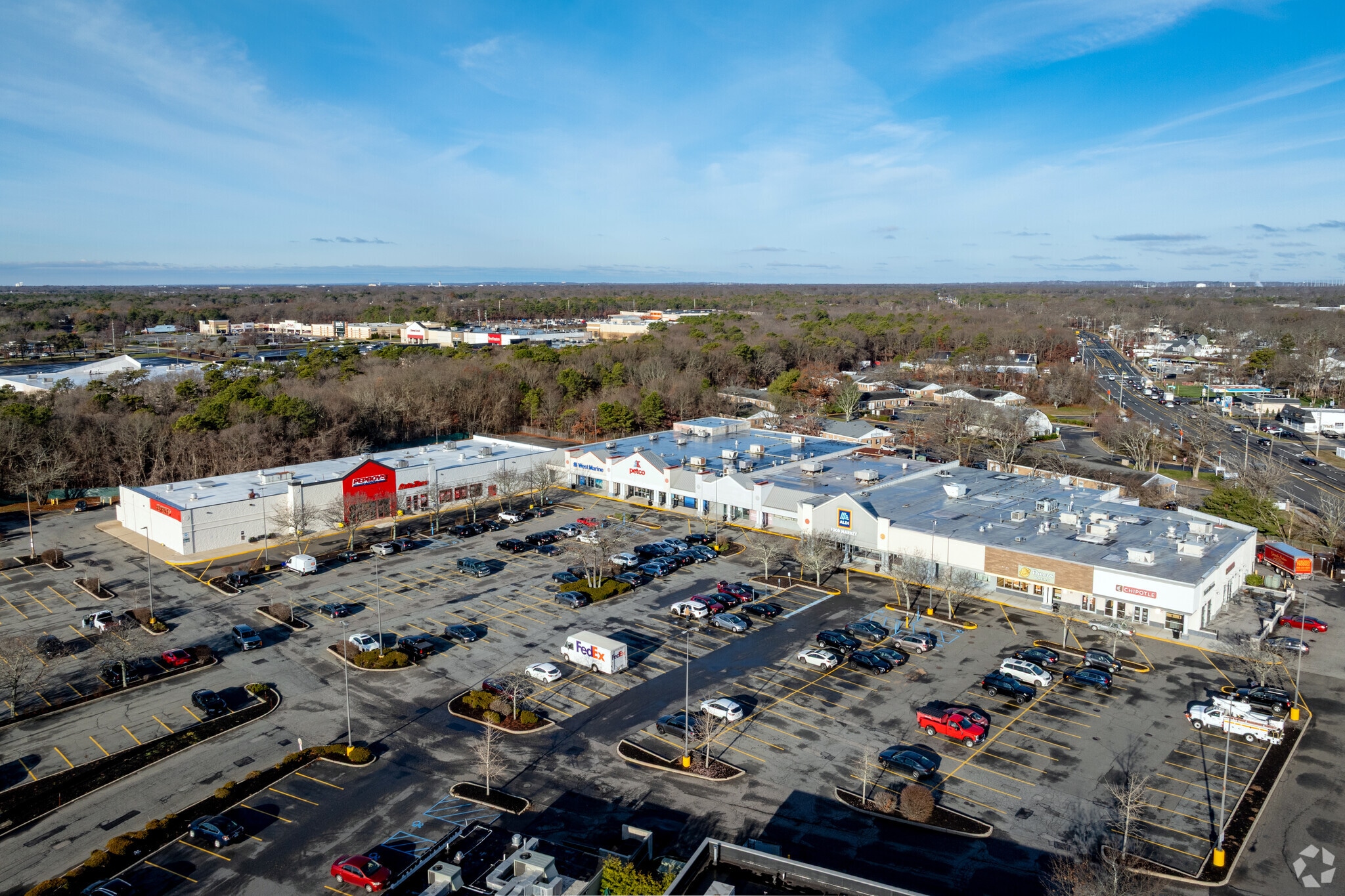 367-425 N Service Rd, Patchogue, NY for Rent