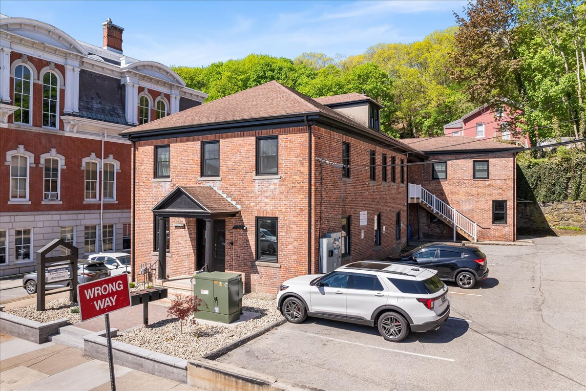 110 Broadway, Norwich, CT for Rent