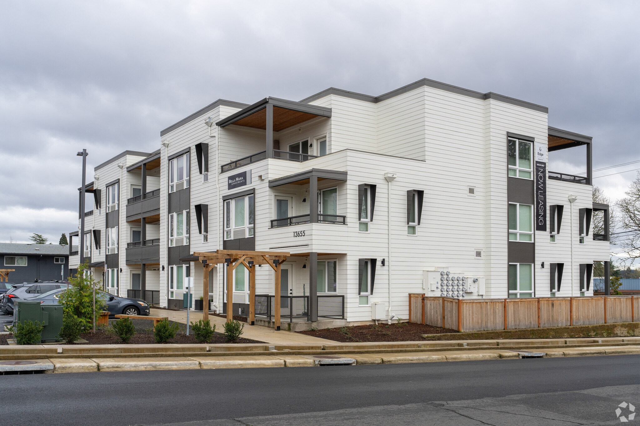 13655 SW Jenkins Rd, Beaverton, OR for Sale