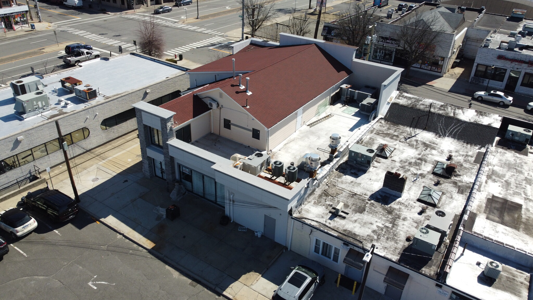 16 W Marie St, Hicksville, NY for Rent