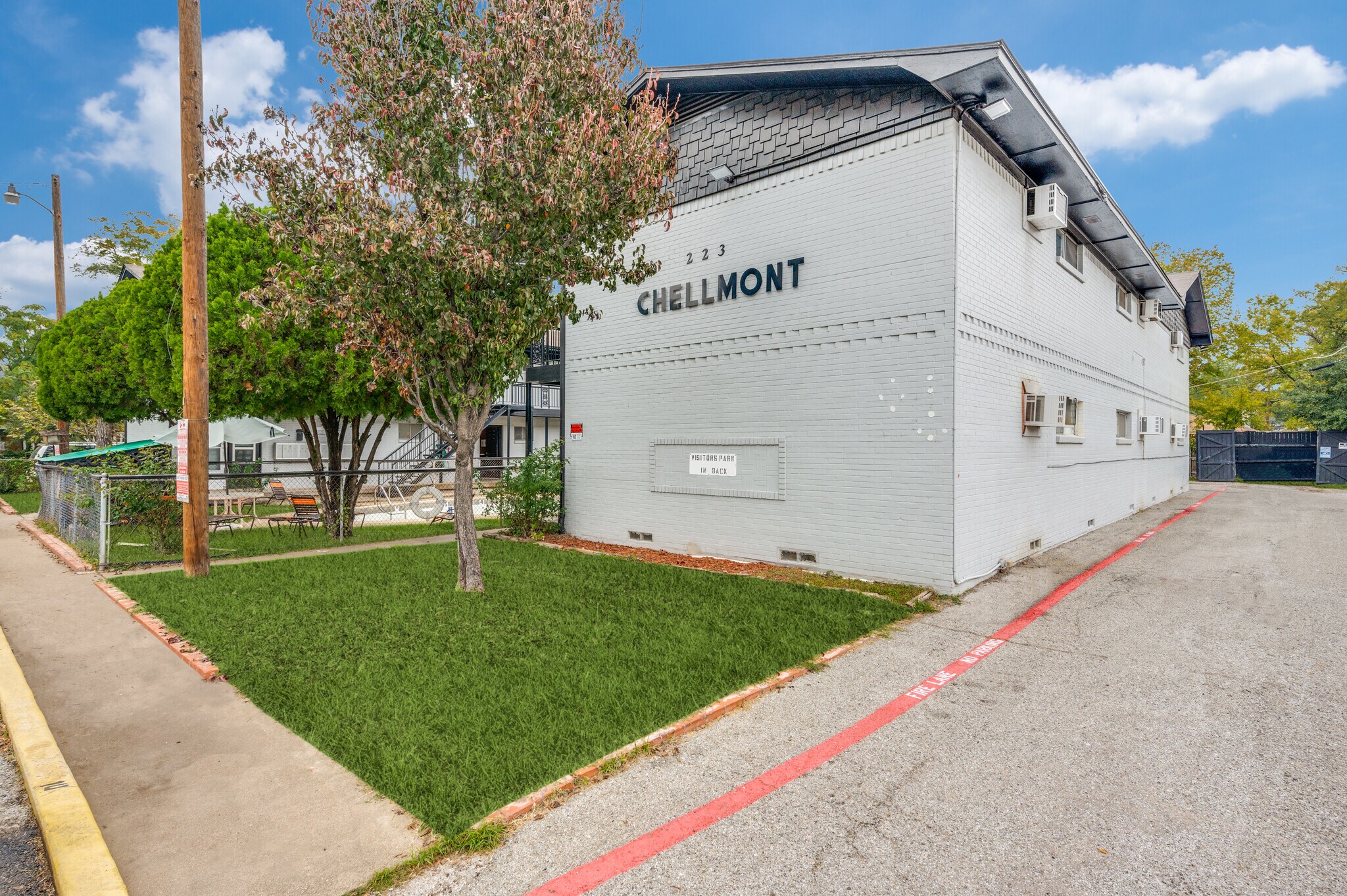 223 W 5th St Irving, TX 75060 MultiFamily Property for Sale on